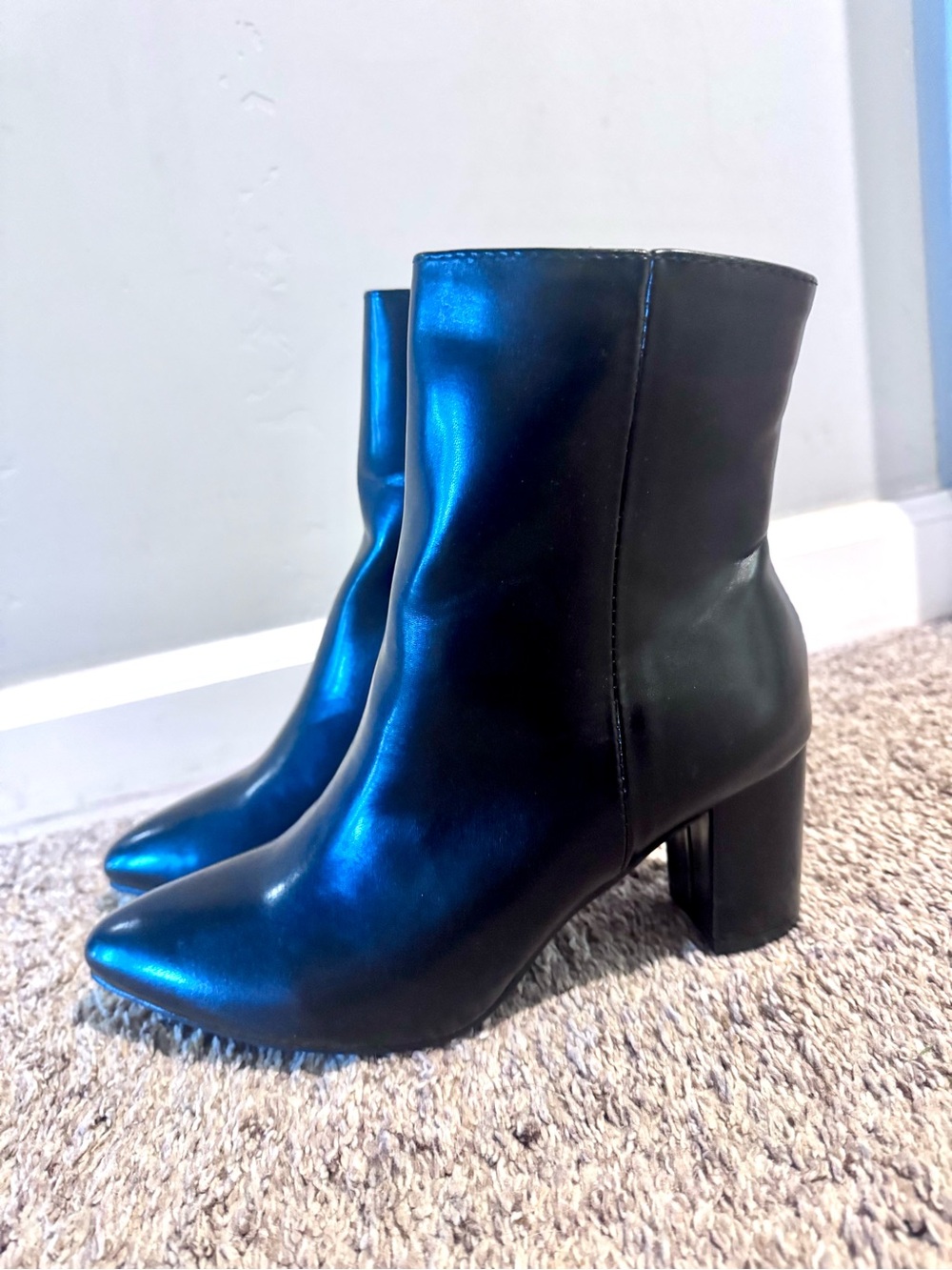 Black Women's Pointed Toe Block Heel Ankle Boots